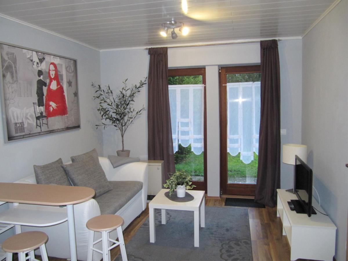 Eschenkamp 9A Apartment Isenbuettel ภายนอก รูปภาพ
